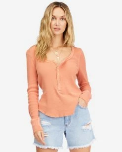 Cheapest 🎉 Billabong My Henley Long Sleeve Knit Top TERRACOTTA 🤩 -Color of the season Shop abjkt00387 billabongw tca frt1 1