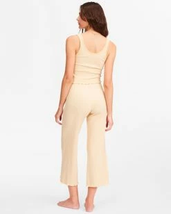 Brand new 🛒 Billabong Out And About High-Waisted Knit Pants DESERT SAND ✨ -Color of the season Shop abjnp00239 billabongw ded bck1 1