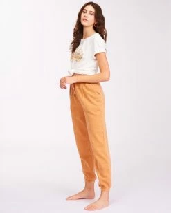 Flash Sale ✔️ Billabong Ideal Sweatpants ANTIQUE WHITE 🌟 -Color of the season Shop abjnp00271 billabongw tof sd1 1