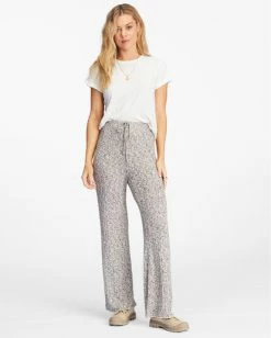 Budget ๐ Billabong So Easy High-Waisted Wide-Leg Knit Pants MULTI ๐ 21 Budget ๐ Billabong So Easy High-Waisted Wide-Leg Knit Pants MULTI ๐ -Color of the season Shop abjnp00328 billabongw mul frt1 1