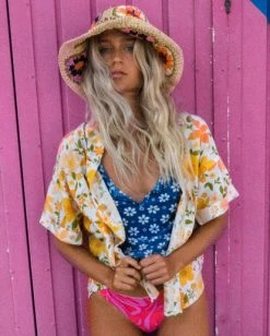 Brand new 👏 Billabong Made For Sun Button-Up Short Sleeve 👕 Shirt SALT CRYSTAL 🧨 -Color of the season Shop abjwt00329 billabongl scs frt1 1