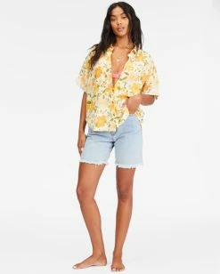 Brand new 👏 Billabong Made For Sun Button-Up Short Sleeve 👕 Shirt SALT CRYSTAL 🧨 -Color of the season Shop abjwt00329 billabongw scs frt9 1