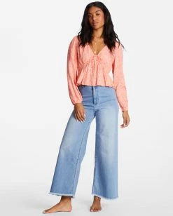Brand new ✨ Billabong Time Goes By Long Sleeve Crop Top LIFES A PEACH 🧨 -Color of the season Shop abjwt00374 billabongw mhg0 frt9 1