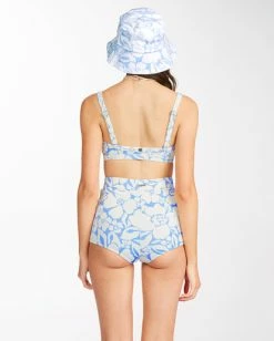Brand new 😍 Billabong Beyond The Blue Betty Tank 👙 Bikini Top SALT CRYSTAL 🥰 -Color of the season Shop abjx300449 billabongw scs bck1 1