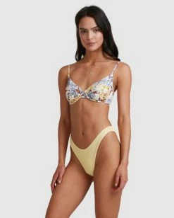 Flash Sale 😀 Billabong Hula Moon Nova Bra 👙 Bikini Top WHITE ❤️ -Color of the season Shop abjx300471 billabongw wht sd1 1