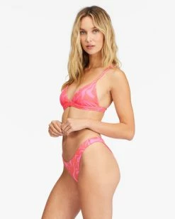Flash Sale 👏 Billabong She's A Trip Fixed Triangle 👙 Bikini Top VINTAGE CORAL 🥰 -Color of the season Shop abjx300614 billabongw vco sd1 1