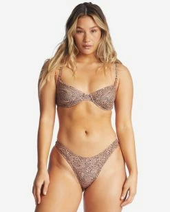 Deals 👍 Billabong Hidden Shore Hike High-Waisted 👙 Bikini Bottoms TOFFEE 😍 -Color of the season Shop abjx400416 billabongw tof top2 1