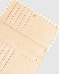 Deals 🛒 Billabong Stitch Up Tri-Fold Wallet BEIGE 👏 -Color of the season Shop ubjaa00147 billabongp tgb0 dtl2 1