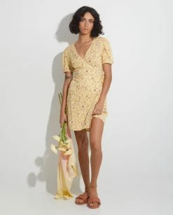 Cheap ❤️ Billabong Sunlit Wrap 👗 Dress YELLOW 🌟 -Color of the season Shop ubjwd00167 billabongm yel frt1 1
