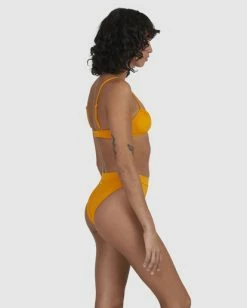 Promo 🎉 Billabong Love Myself Maui Rider High-Rise 👙 Bikini Bottoms AMBER ✔️ -Color of the season Shop ubjx400265 billabongw amb sd2 1